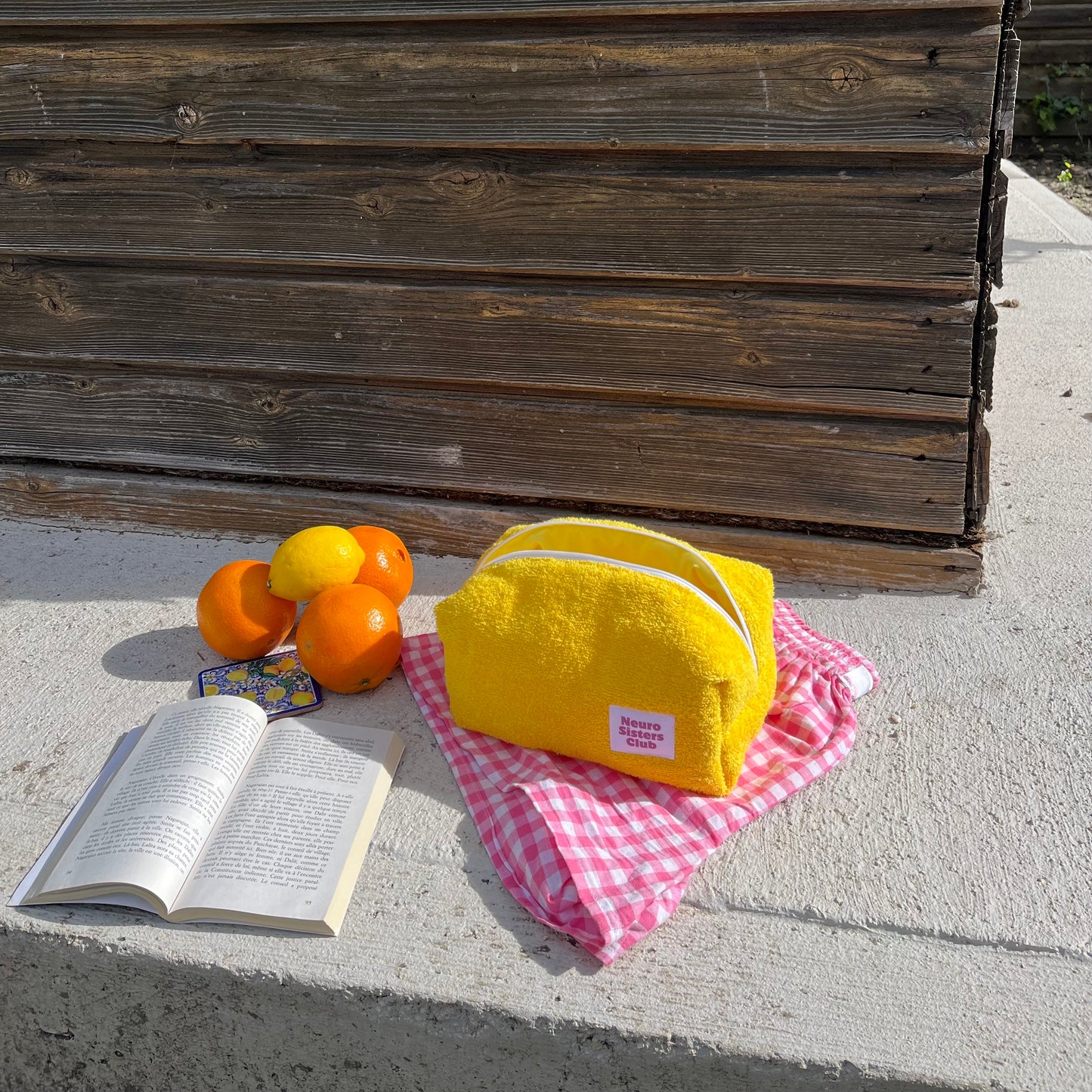 Honey yellow sponge case