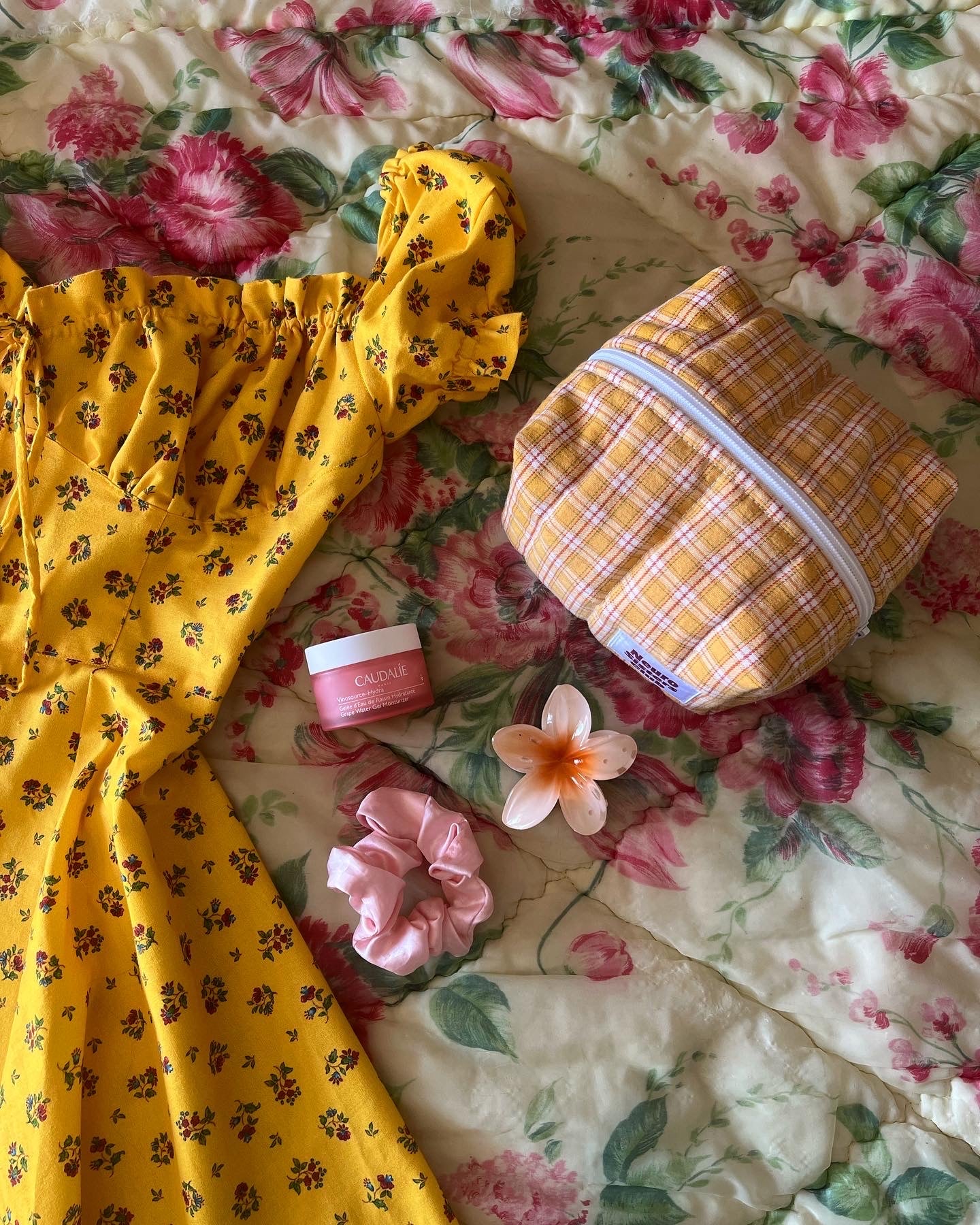 Retro upcycled makeup bag