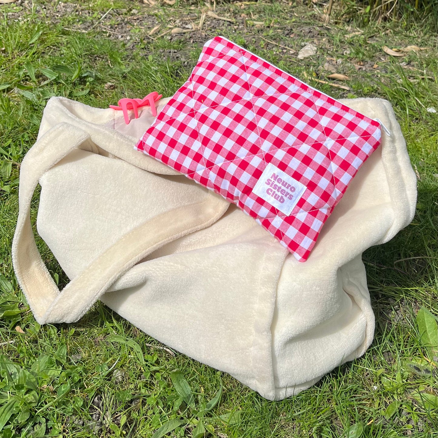 Red gingham clutch