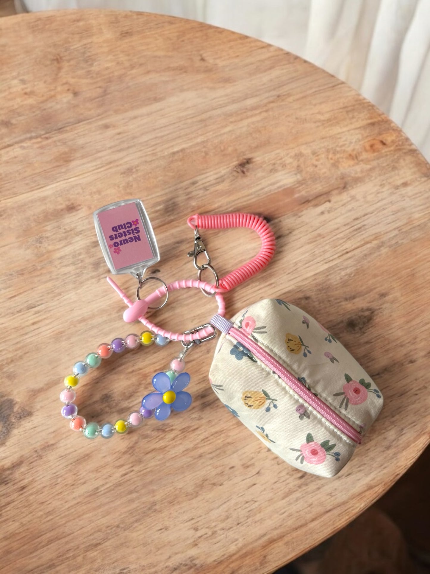 BAG CHARMS SWEET FLOWERS