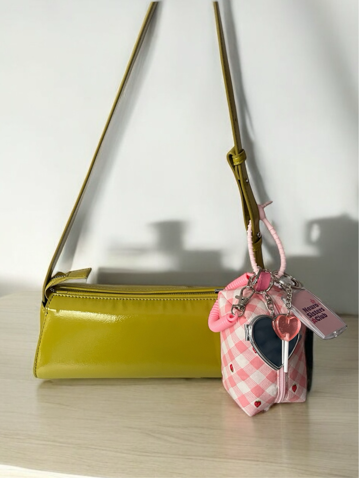 Vichy strawberry