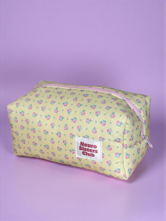 Trousse de toilette à fleur lilas