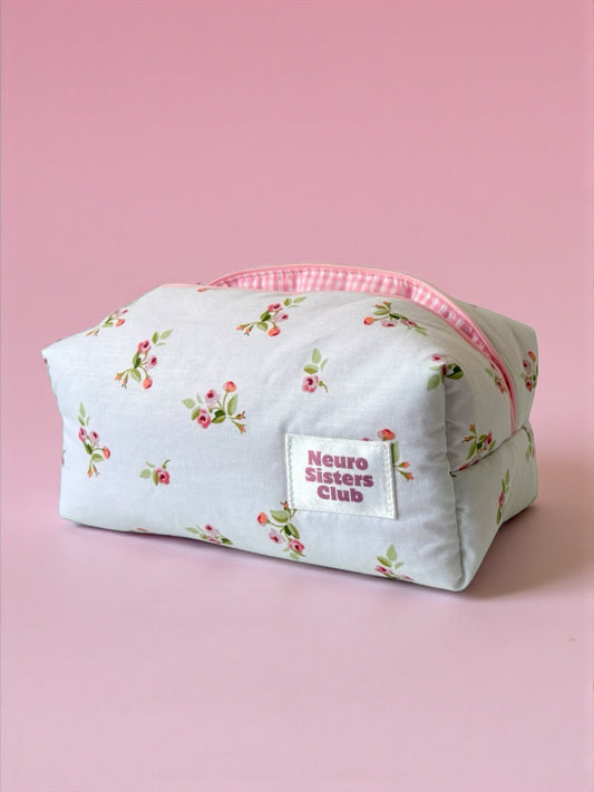 MAKEUP BAG WHITE FLOWERS
