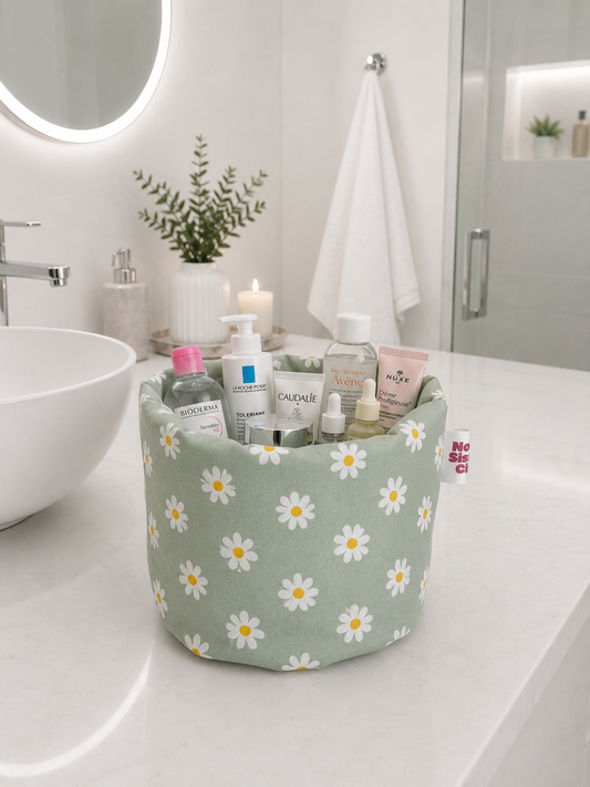 panier cosmetique vert à fleurs
