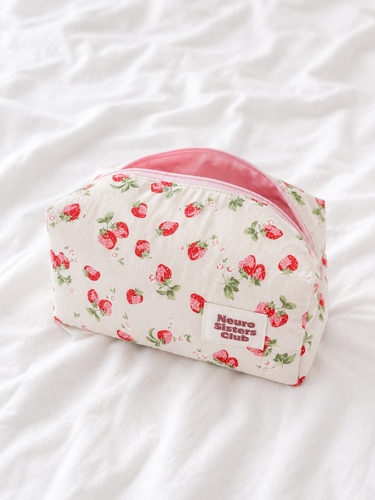 Trousse de toilette rose à fraise