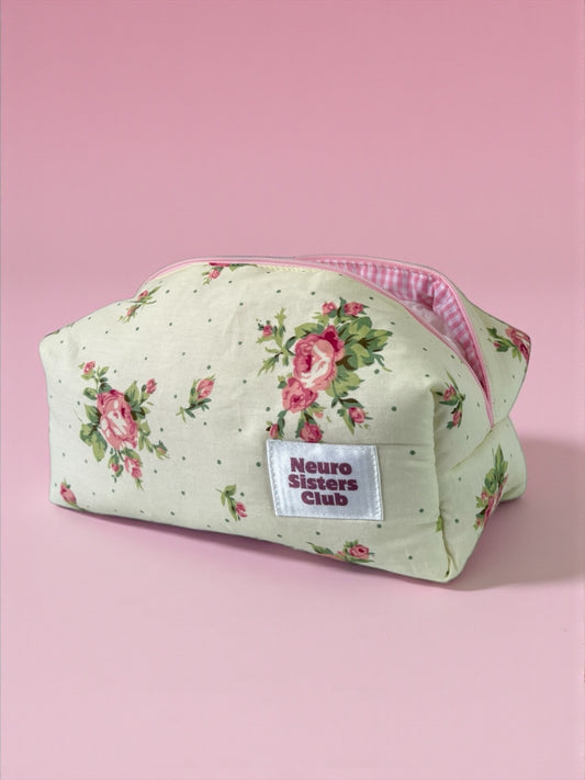 MAKEUP BAG GREEN FLOWERS