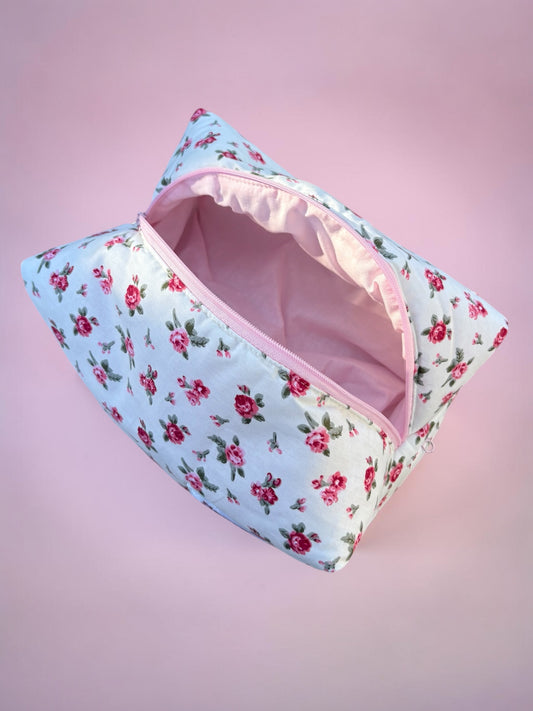 Trousse de toilette fleurs rouge